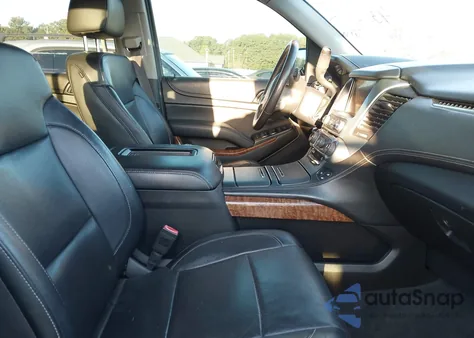 2015 Chevrolet Tahoe Ltz z USA, uszkodzony, nr VIN 1GNSCCKC8FR105339